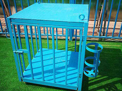 電焊機(jī)防護(hù)移動(dòng)箱